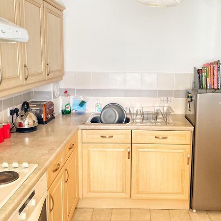 Ground Floor Central 1 Bed With Parking 애버딘 외부 사진