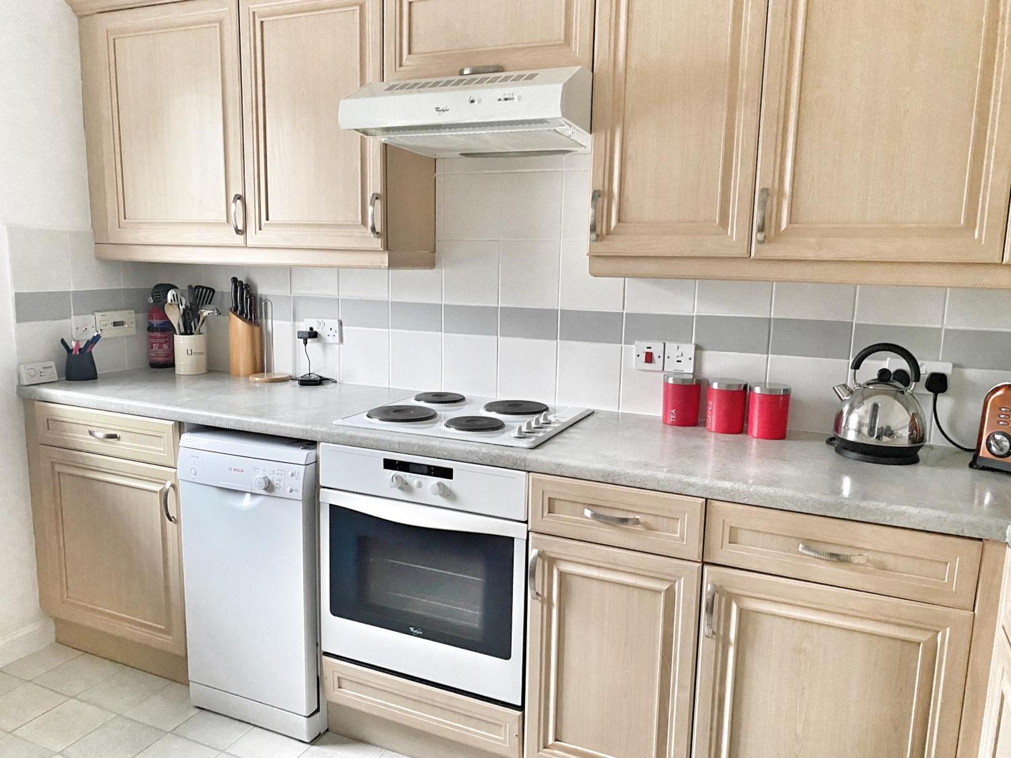 Ground Floor Central 1 Bed With Parking 애버딘 외부 사진